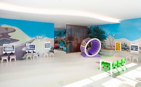 Centara Mirage Beach Resort Dubai 4*